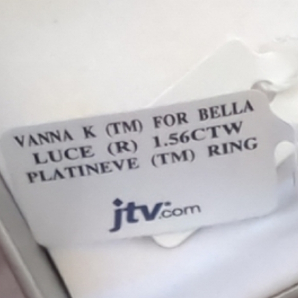 Vanna Silver Ring with Shimmering Stones - Picture 6 of 6